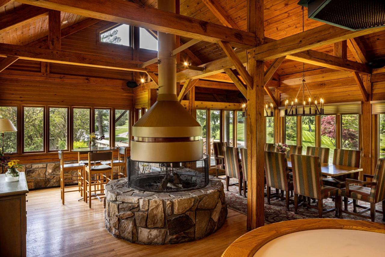 Baywood Conference And Lodging Center Coraopolis Екстериор снимка