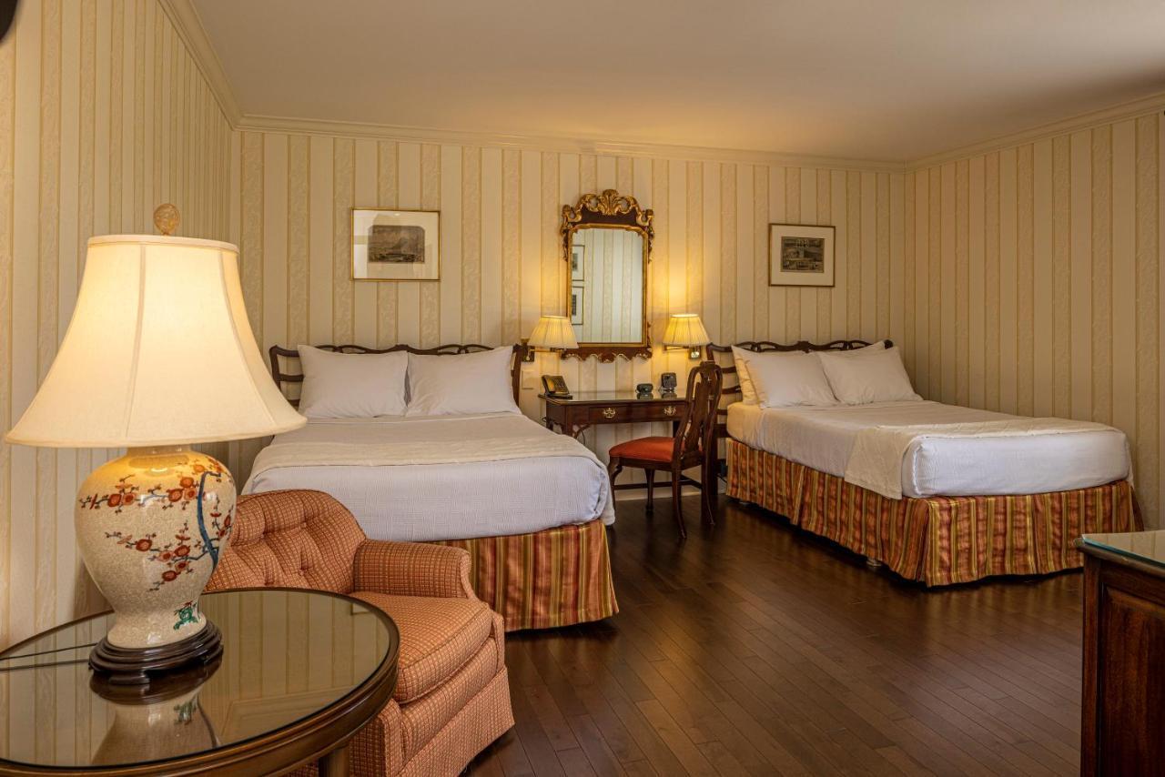Baywood Conference And Lodging Center Coraopolis Екстериор снимка
