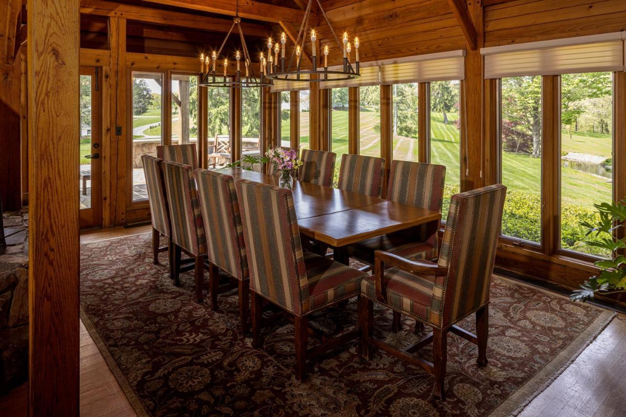 Baywood Conference And Lodging Center Coraopolis Екстериор снимка