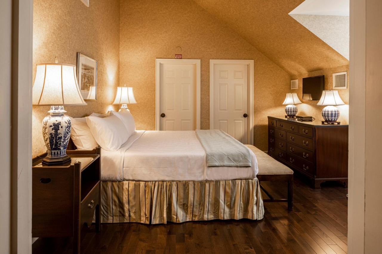Baywood Conference And Lodging Center Coraopolis Екстериор снимка