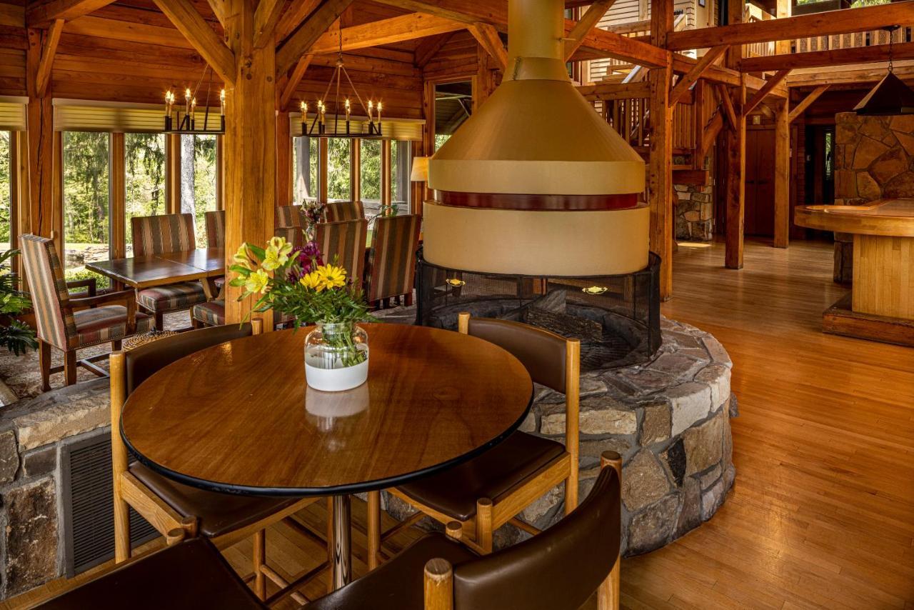 Baywood Conference And Lodging Center Coraopolis Екстериор снимка
