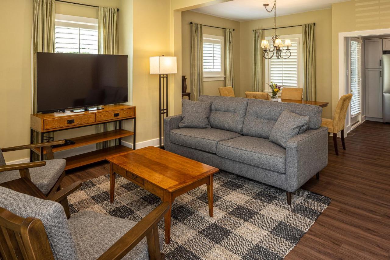 Baywood Conference And Lodging Center Coraopolis Екстериор снимка